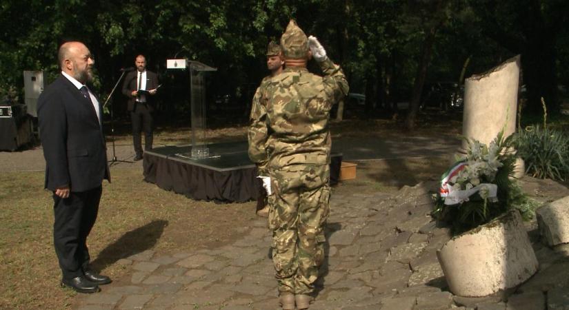 A debreceni szőnyegbombázás áldozataira emlékeztek