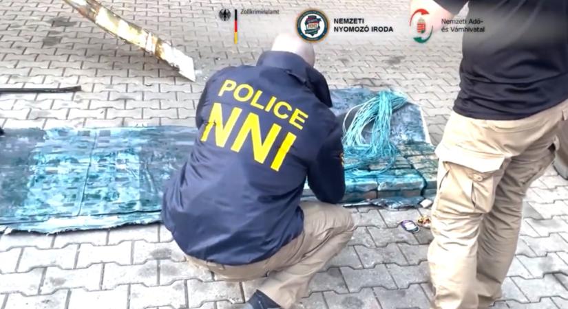 Videó a rekordról: fél tonna kokaint foglaltak le a magyar hatóságok