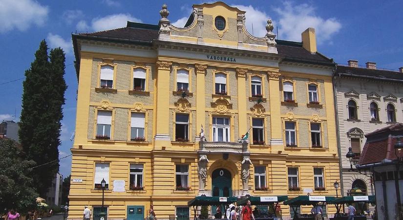 Dagad a baloldali korrupciós botrány Óbudán