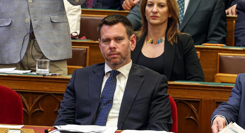Vitézy Dávid bejelentette a HÉV-flotta cseréjét
