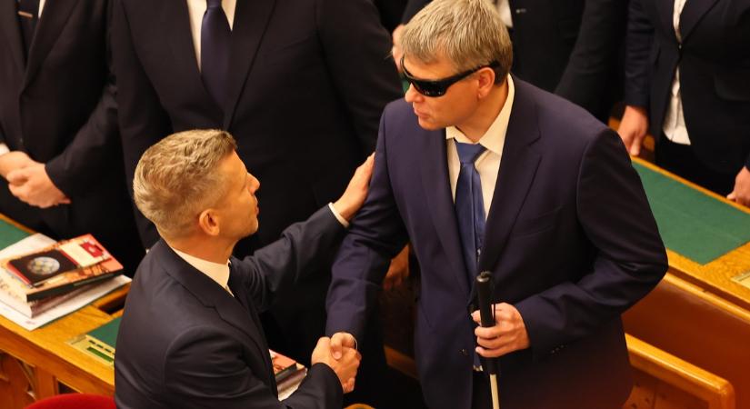 Olyat mondott ki Lázár Jánosról a látássérült miniszter, Kátai-Németh Vilmos, hogy elnémult az egész parlament, majd...