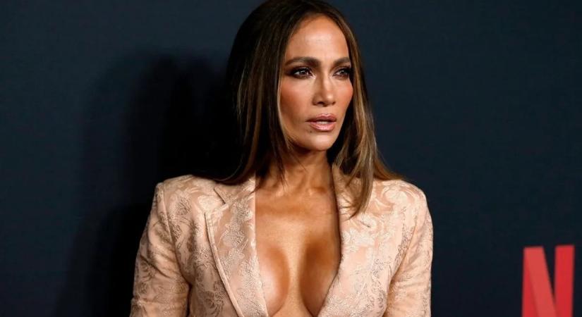 Könnyek között beszélt Jennifer Lopez: drámai változás történt a családjában