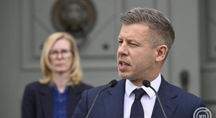 Magyar Péter: módosítjuk az alaptörvényt a köztársasági elnök leváltása érdekében