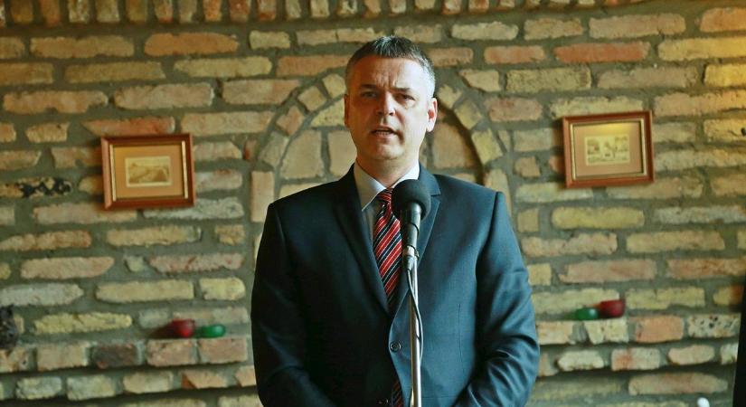 Azonnali hatállyal kirúgta Vitézy Dávid a MÁV szolgáltatási igazgatóját