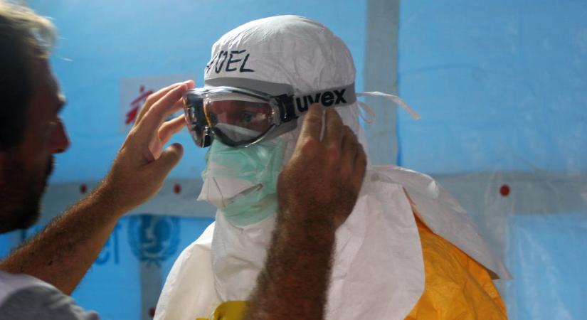 Újabb országban jelenhetett meg az ebola: kell Magyarországon tartani a betegségtől?