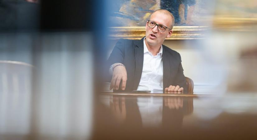 Tarr Zoltán: Két lépésben alakítjuk át a közmédiát