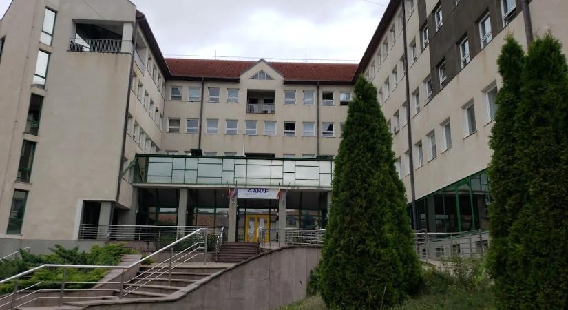 Tiltakoztak a Hargita megyei pénzügyesek az új bérezési törvénytervezet ellen