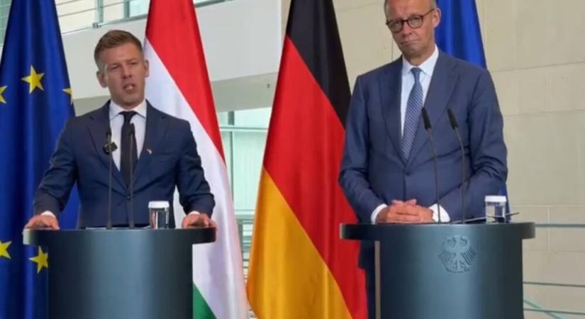 A német kancellár bízik abban, hogy Magyar Péter vissza tudja majd vezetni az országot Európa szívébe, amiben Ő partner lesz és segíteni fog – Nézze élőben!