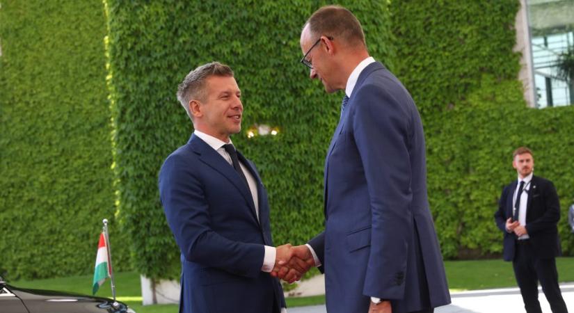 Magyar Péter Berlinben: Kész vagyok az ukrán elnökkel találkozni jövő hét elején valamikor