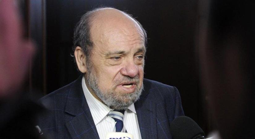 Helmeczy László: politikai nyomás állhatott a tragikus TEK-akció mögött