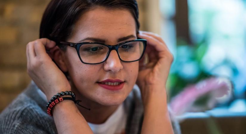 Szentesi Éva az Országos Onkológiai Intézetből jelentkezett be: „Te magad vagy a halálra ítélés, a kegyetlenség, az embertelenség”