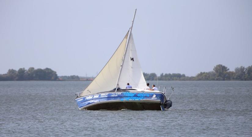 Gondolt egy merészet az abádszalóki patikus, és örökre átírta, amit a Tisza-tóról gondolunk