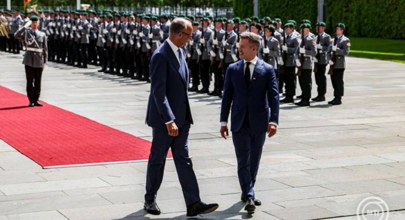 Magyar Péter kész találkozni Zelenszkij elnökkel jövő héten