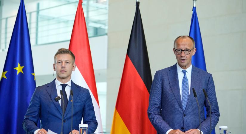 Magyar Péter Berlinben: Nem küldünk sem katonát, sem fegyvereket Ukrajnába, jövő héten találkozom az elnökkel