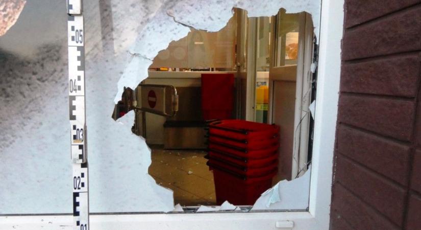 Ahova csak tudott, betört – Miskolcon elkapták