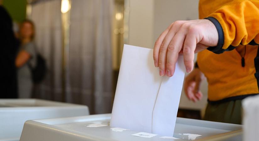 Augusztus 30-án tartják a sárvári időközi választást