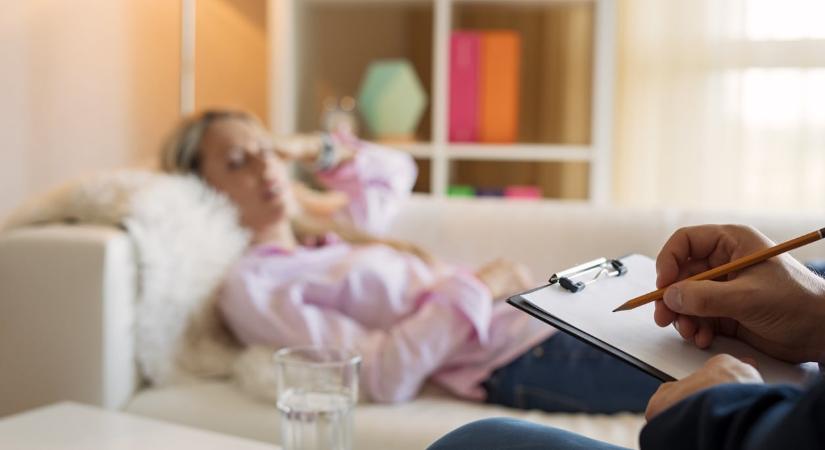 Húsz év után hirtelen továbblépni – amikor az azonnali segítség nem elérhető