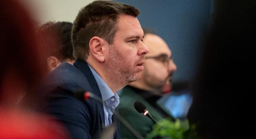 Vitézy Dávid szinte azonnal módosítaná a KRESZ-t a rolleresek miatt