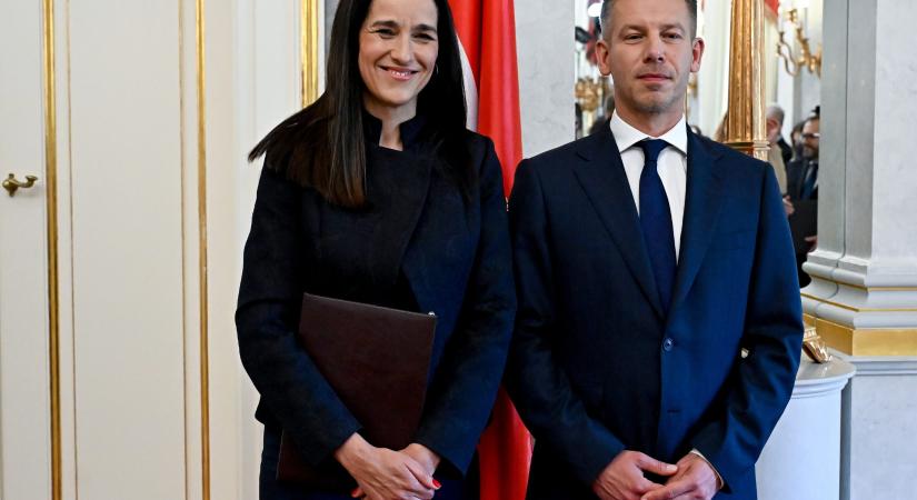 Ellentmondásos kirúgások a Külügyminisztériumban