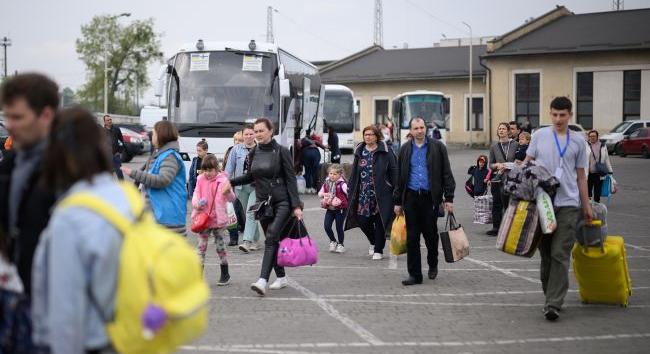 Lengyelország támogatja a hadköteles ukrán férfiak EU-n belüli védelmének megvonását
