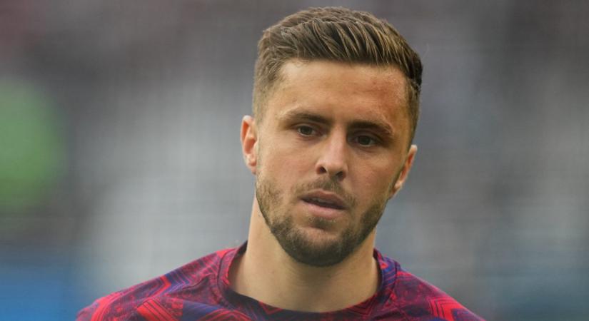 Egy héttel a vb előtt, felkészülési meccs bemelegítésén sérült meg az RB Leipzig csatára