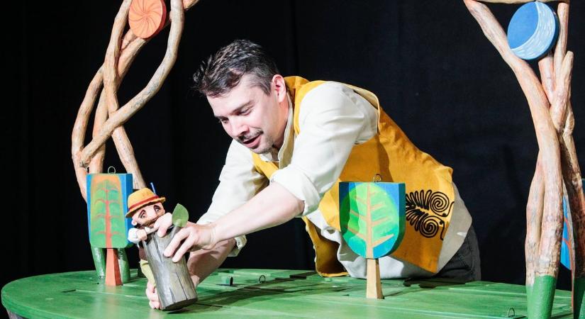 Frida Kahlo és Fábólfaragott Péter a II. MonoBáb Fesztiválon: ott a helyünk a Mesebolt fesztiválsétányán