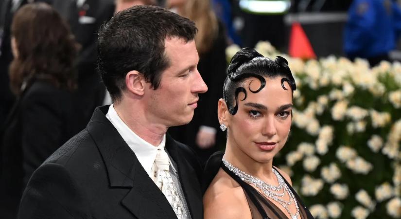 Megérkeztek az első képek: ilyen volt Dua Lipa esküvője