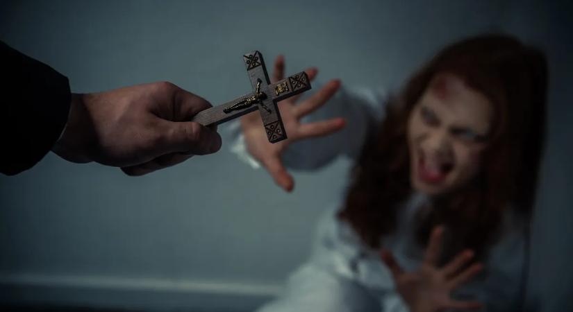 Hátborzongató élményt osztott meg az ördögűző, ez győzte meg a Sátán létezéséről