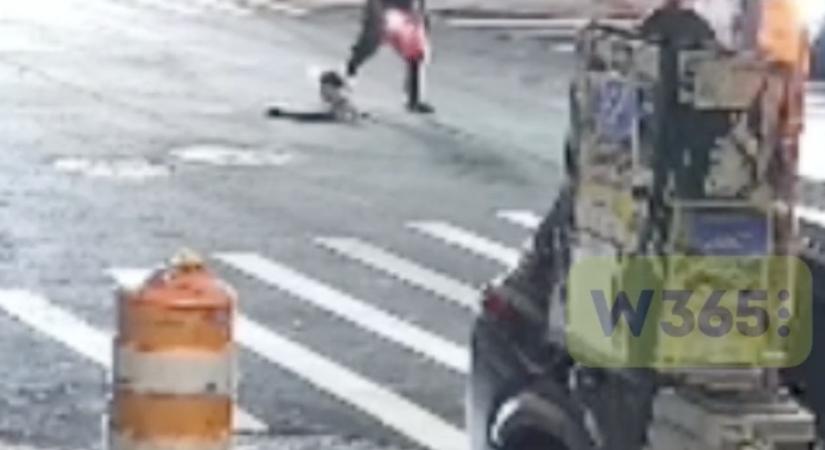 Emberek kezdtek le-fel járni a New York-i csatornanyílásokon, de senki sem tudja, hogy miért