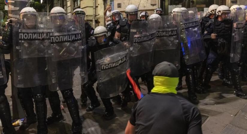 Embereket darabolnak fel, tüntetőket vernek meg - ezek a szerb bűnszervezetek tartják rettegésbe Európát