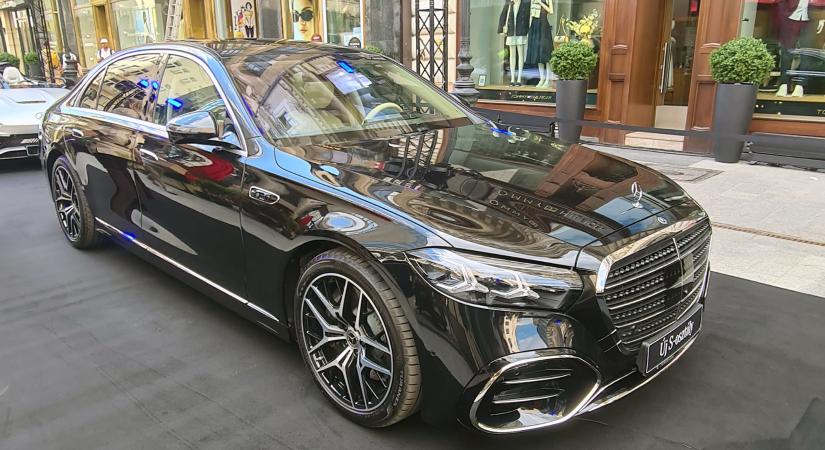 Elvenné a luxusautók koronáját a BMW-től a Mercedes