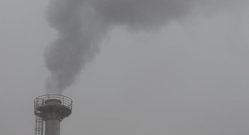 A belcsényiek a cementgyár azonnali ellenőrzését követelik a kellemetlen szagok miatt