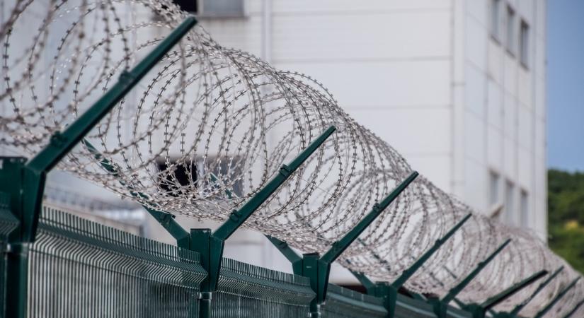 Azonnali hatállyal leváltották a katasztrófavédelem és a büntetés-végrehajtás országos vezetőit