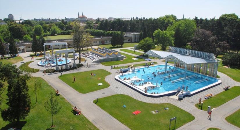 Hétvégén nyit a szombathelyi termálfürdő