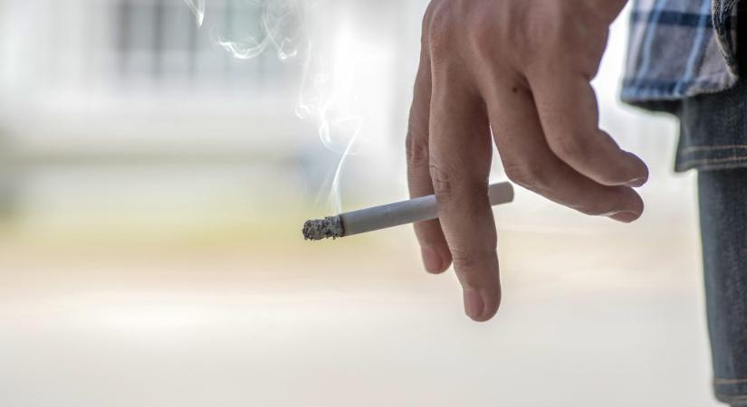 A világ egyik vezető dohánycége a vártnál is gyorsabban csökkenhet a cigarettafogyasztás idén