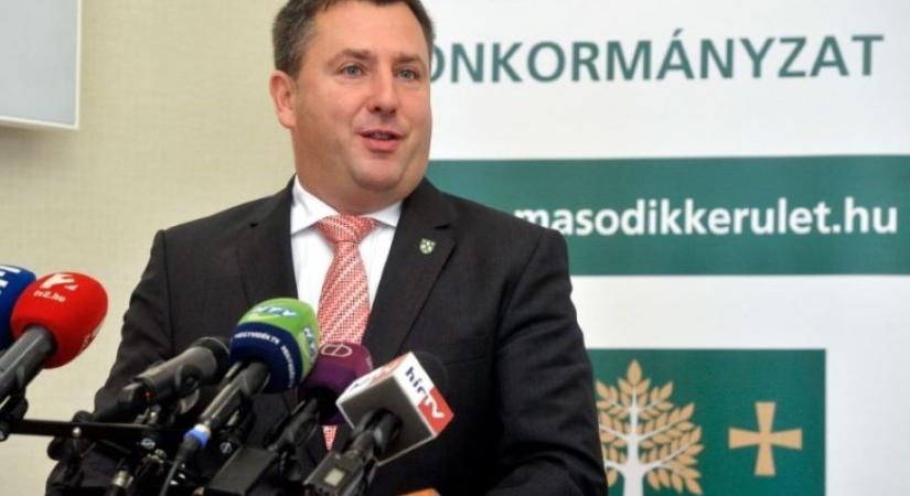 Fideszes politikusokat is kihallgatott az ügyészség a több fővárosi önkormányzatot is érintő korrupciós ügyben