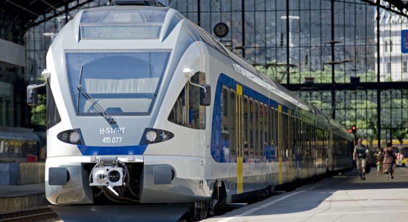 Rendkívüli menetrendet jelentettek be: a MÁV nem hagyja faképnél a magyarokat