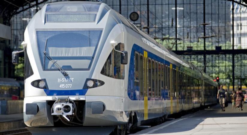 Jó hír a szurkolóknak: rendkívüli menetrenddel készül a MÁV a debreceni válogatott meccsre