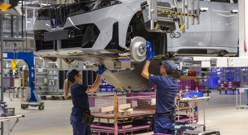 Ez nem egy üzem, hanem város a városban: bejártuk a debreceni BMW-gyárat – fotókkal, videóval