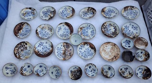Értékes kínai porcelánt találtak egy 18. századi hajóroncsban