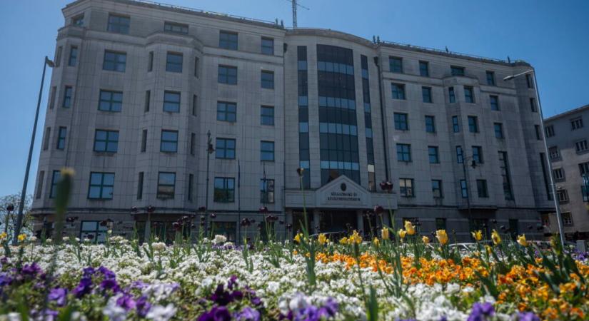 A Fidesz fellép a közigazgatásban zajló jogtalan kirúgások ellen