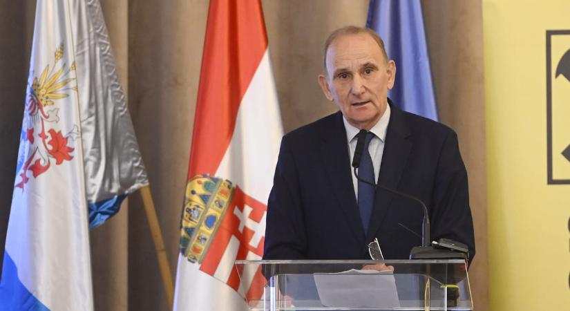 Hónap végén kezd érdemben tárgyalni a kormány az önkormányzatokkal