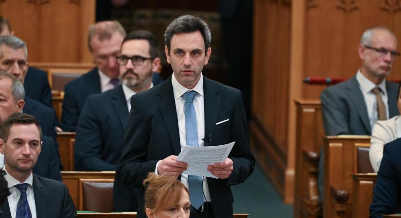 A Tisza megszüntetné a Szuverenitásvédelmi Hivatalt, a Fidesz szerint ez a szuverenitást veszélyezteti