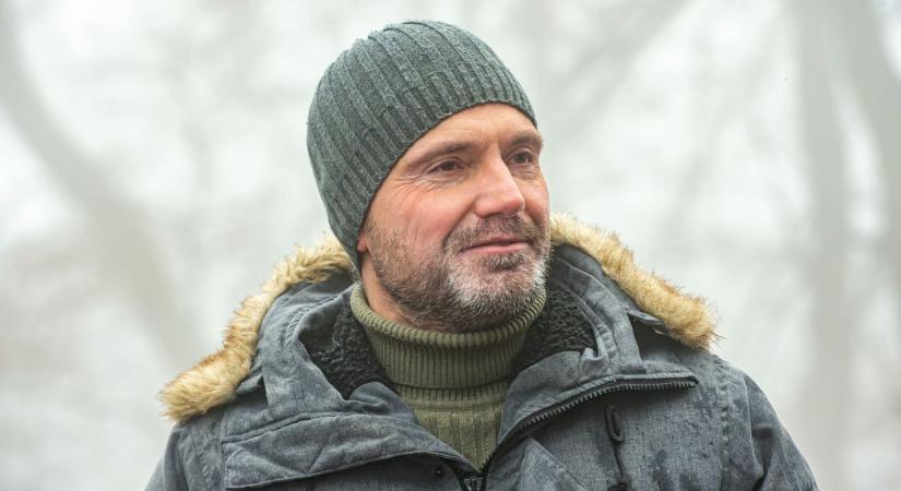 Ukrán aranykonvoj: Magyar Péter váratlanul Havasi Bertalannal találta szembe magát, kőkemény üzenetet adott át Orbán Viktor sajtófőnöke - "Kézivezérléssel irányítja a rendőrséget"