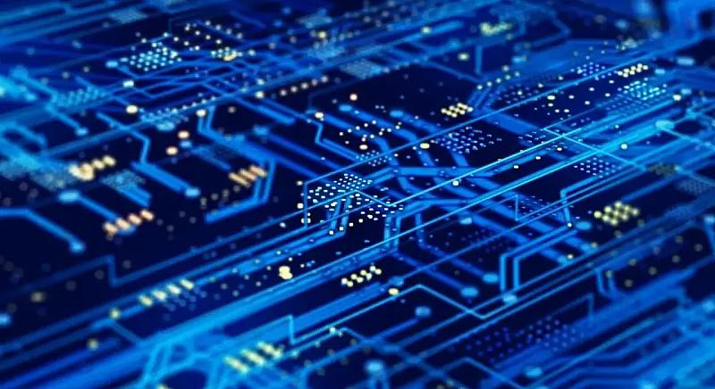 Óriási adatközpont-fejlesztés mögé állt be a Schneider Electric
