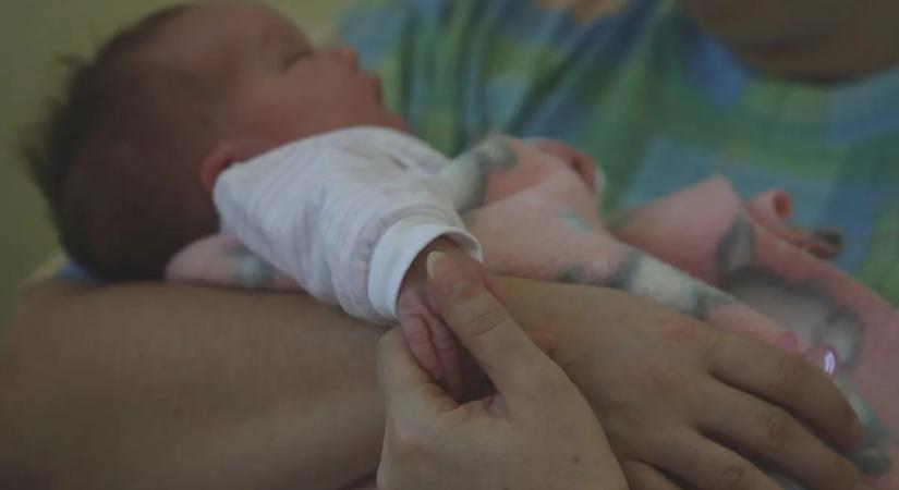 Fulladásos csecsemőhalál, a védőnő hiába figyelmeztetett a halálos veszélyre