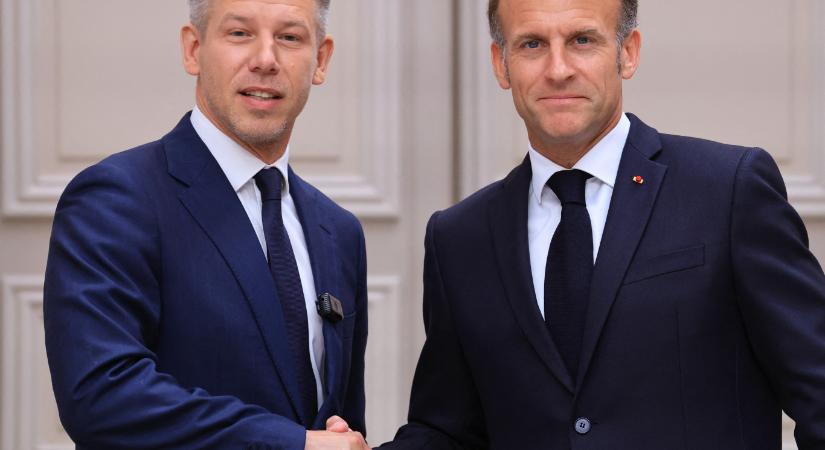 Magyar Péter meghívta Emmanuel Macront az október 23-ai budapesti megemlékezésre