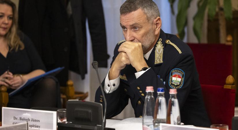 Felmentette az országos rendőrfőkapitányt is a belügyminiszter