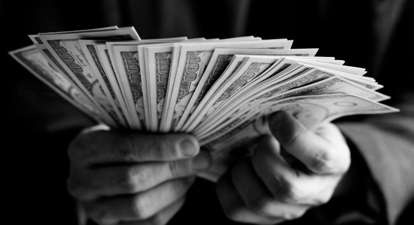 2027-től jöhet a készpénzkorlát: nem mindent fizethetünk kp-ban