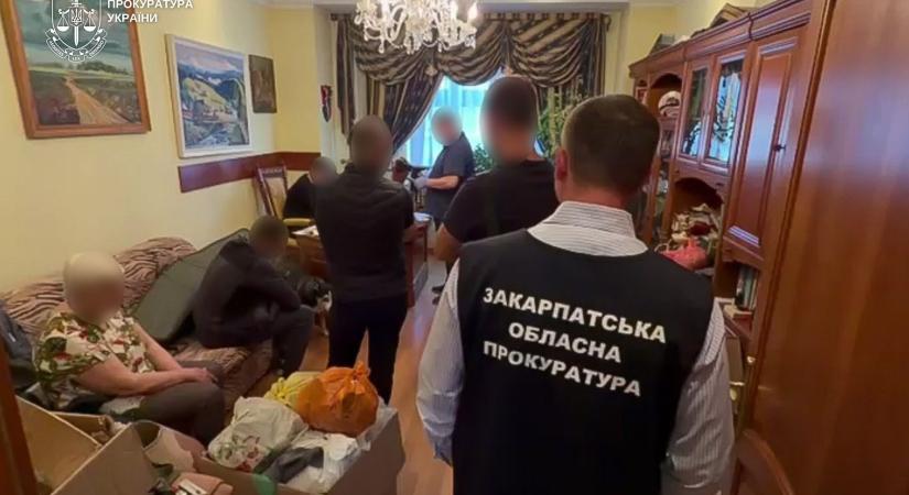 Kárpátalján őrizetbe vettek egy védelmi ipari dolgozót, aki apján keresztül titkos adatokat továbbított Oroszországnak